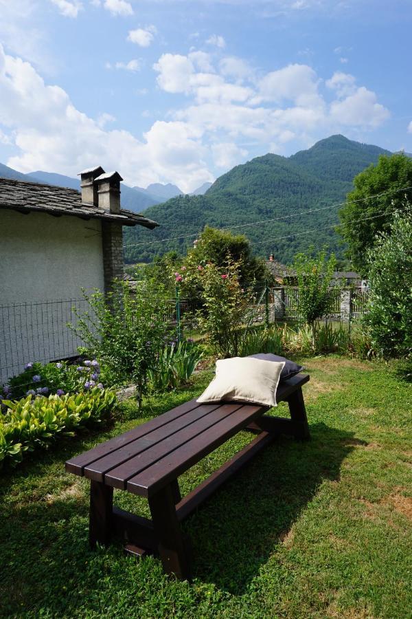 Bed & Breakfast Ai Fontana Villar Pellice Exterior foto