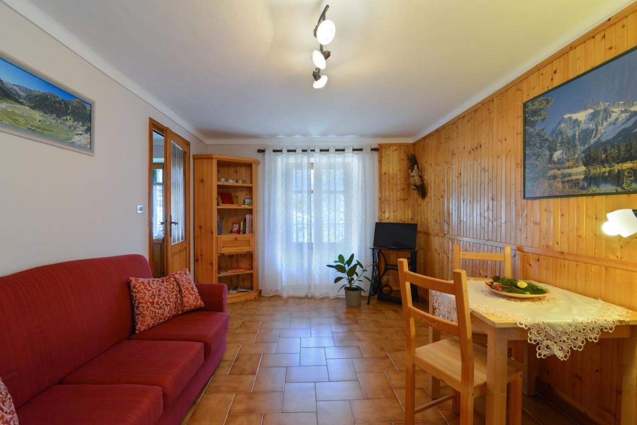 Bed & Breakfast Ai Fontana Villar Pellice Exterior foto